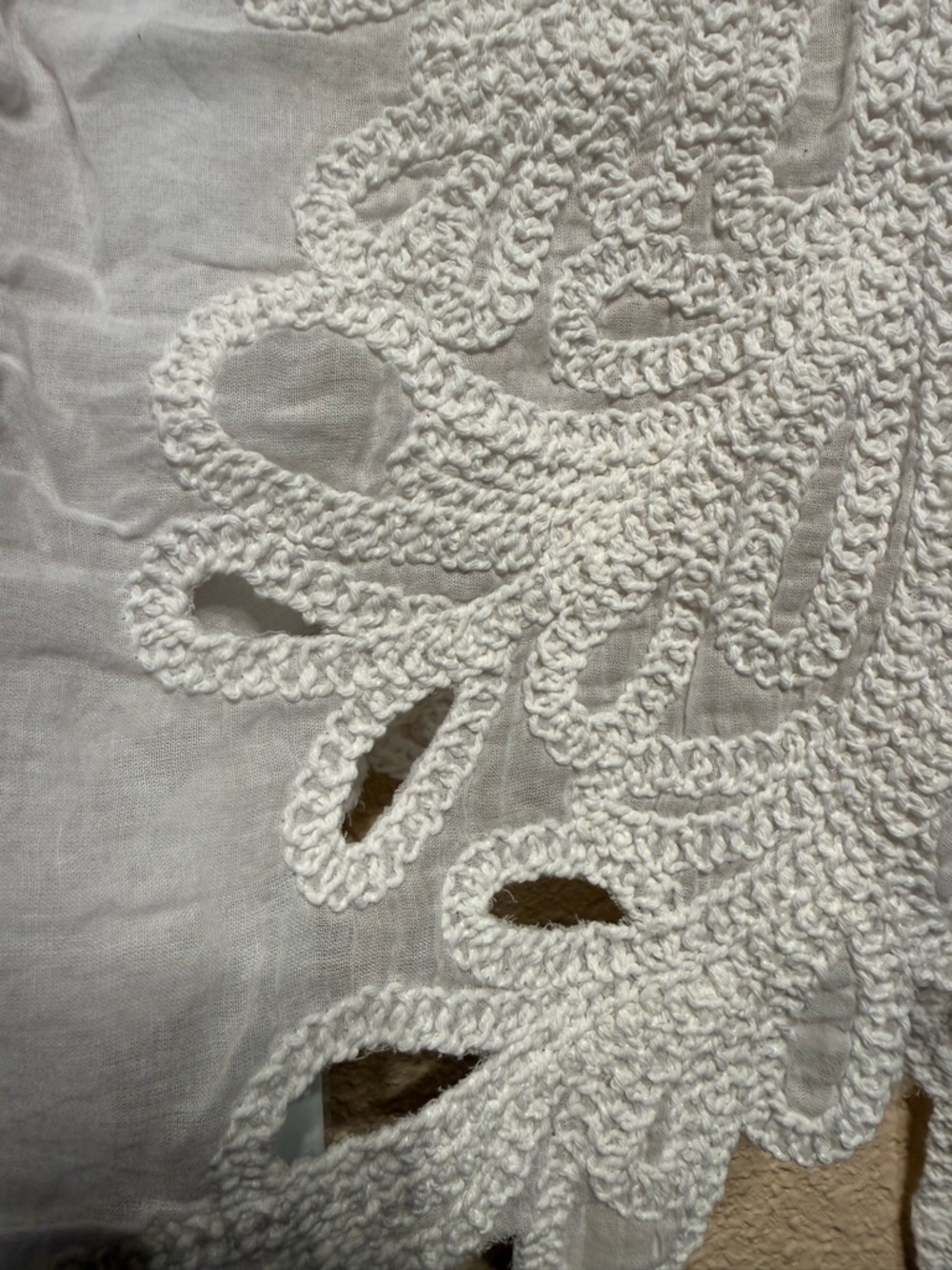 Rosie Posie Scallop Edge white top beautiful detail size medium nwt - Picture 6 of 7